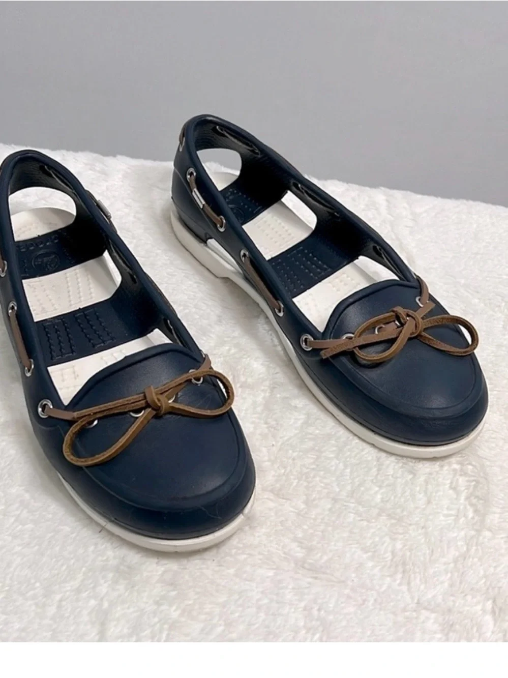 CROCS Navy Blue and Brown Bow-Trim Women's Sandal Flats